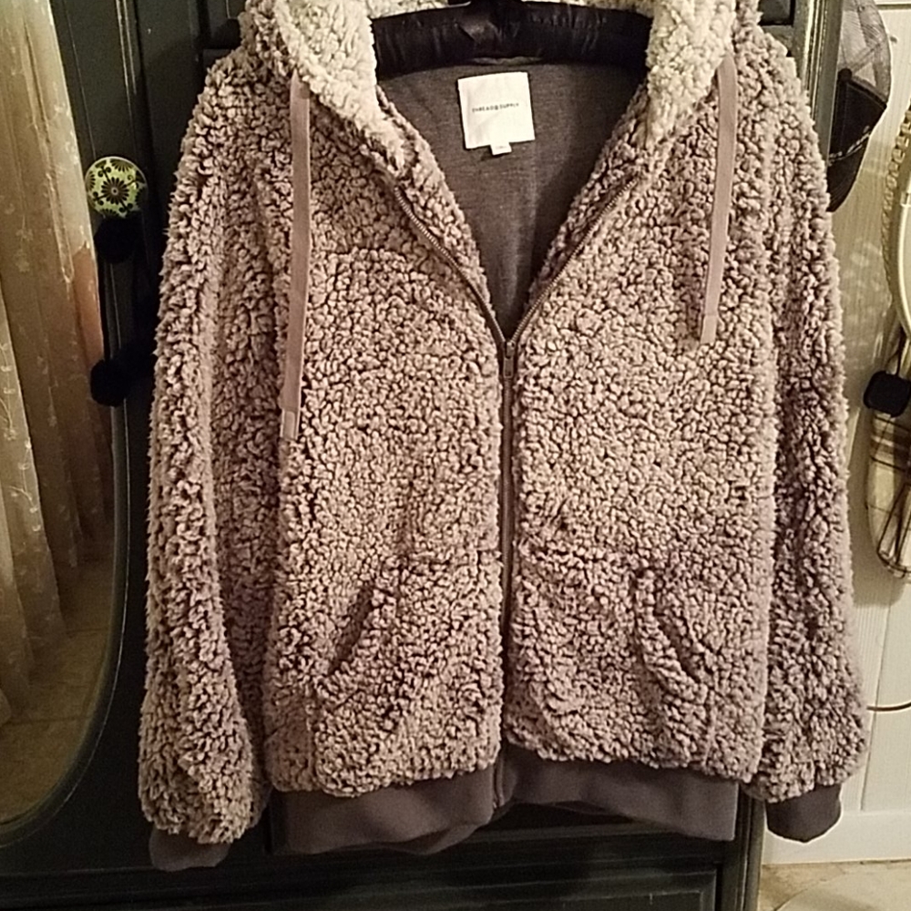 NWOT Thread & Supply Teddy Bear Jacket